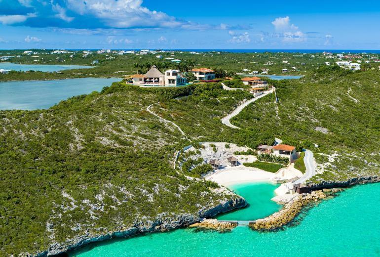 Tci013 – Villa de lujo con playa privada en Turtle Tail