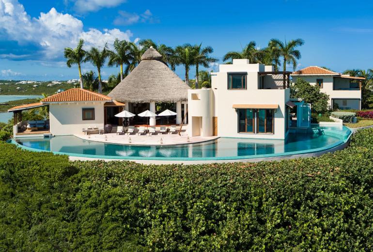 Tci013 – Villa de lujo con playa privada en Turtle Tail
