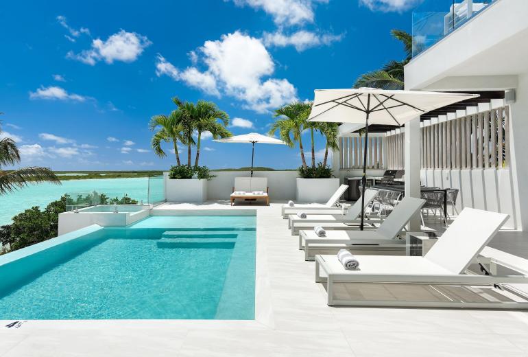Tci017 – Villa encantadora à beira-mar em Chalk Sound