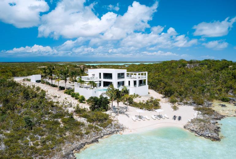 Tci017 – Villa charmante en bord de mer à Chalk Sound