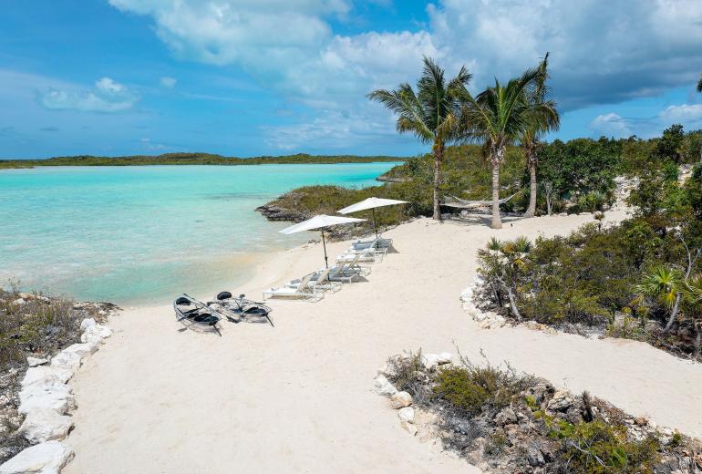 Tci017 – Villa encantadora à beira-mar em Chalk Sound