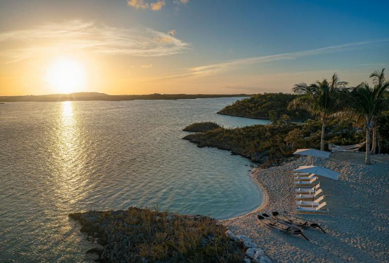 Tci017 – Villa charmante en bord de mer à Chalk Sound
