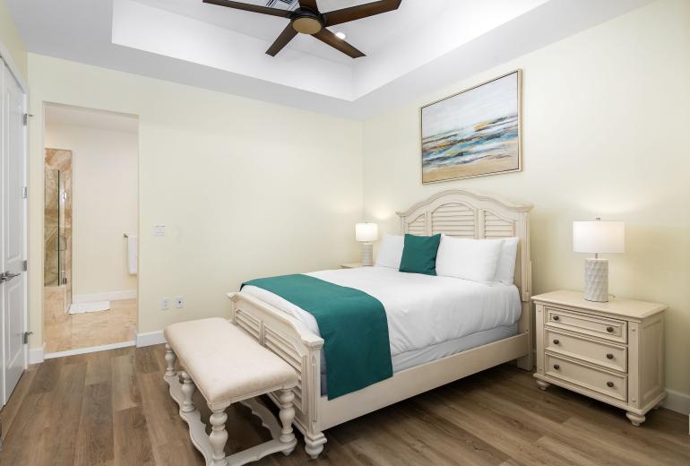 Tci021 – Waterfront villa near Leeward Marina