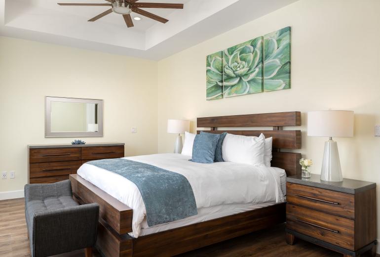 Tci021 – Waterfront villa near Leeward Marina