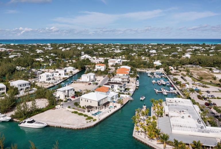 Tci021 – Villa en bord de l’eau près de Leeward Marina