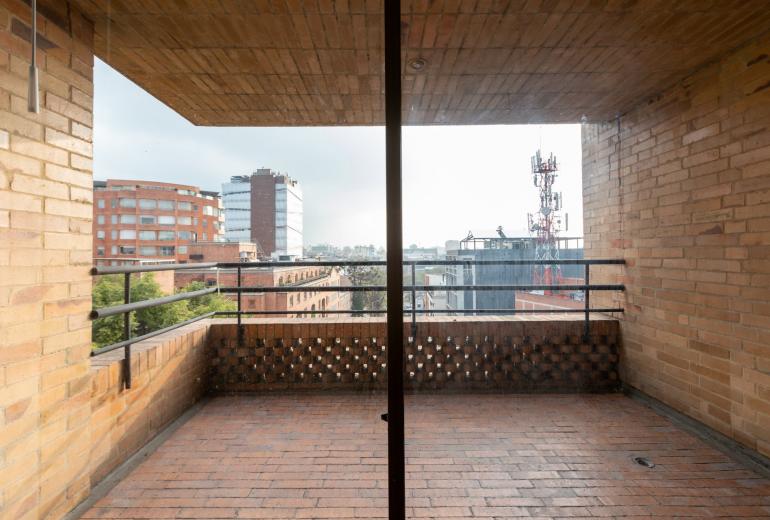 Bog022 - Spectacular penthouse near El Virrey Park in Bogotá