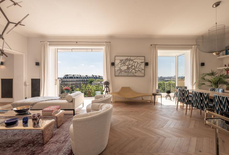 Par066 – Prestige & Iconic Paris Views
