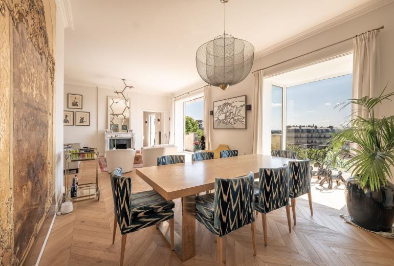 Par066 – Prestige & Iconic Paris Views