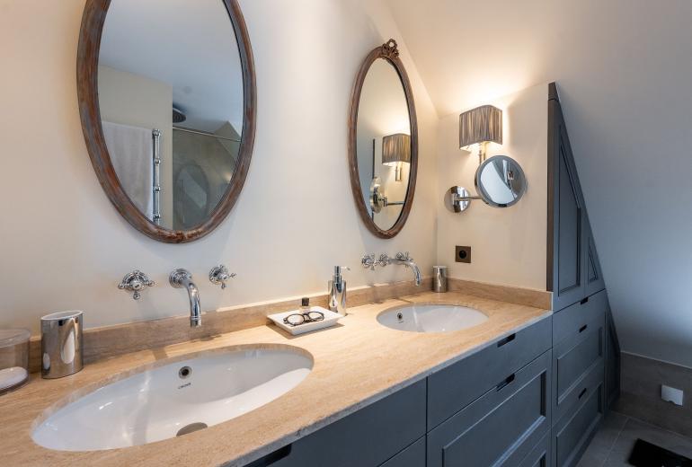 Par014 - Exceptional Penthouse in Saint-Germain