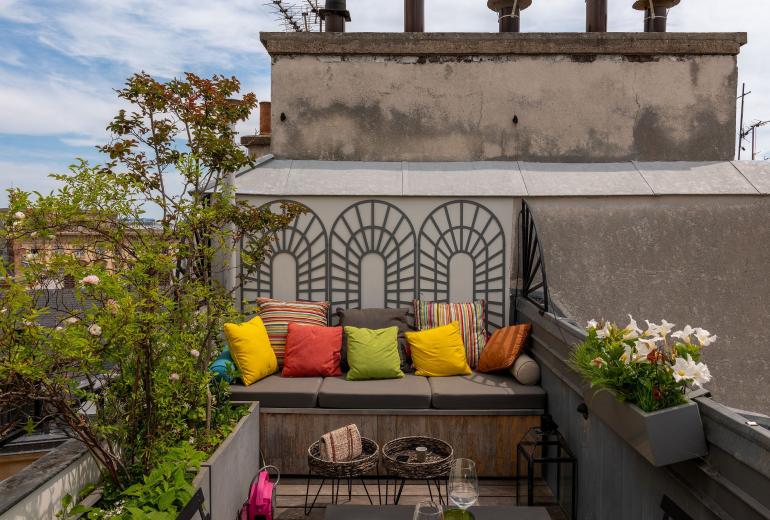 Par014 - Exceptional Penthouse in Saint-Germain