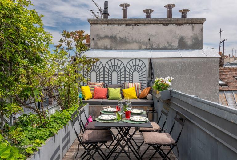 Par014 - Exceptional Penthouse in Saint-Germain