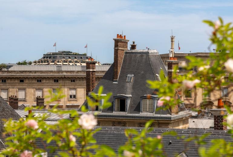 Par014 - Exceptional Penthouse in Saint-Germain