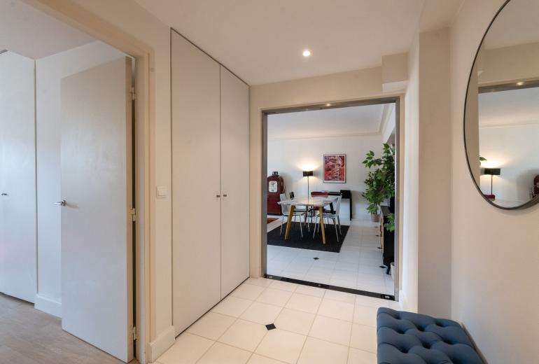 Par162 - Pied-à-terre dans le Triangle d’Or