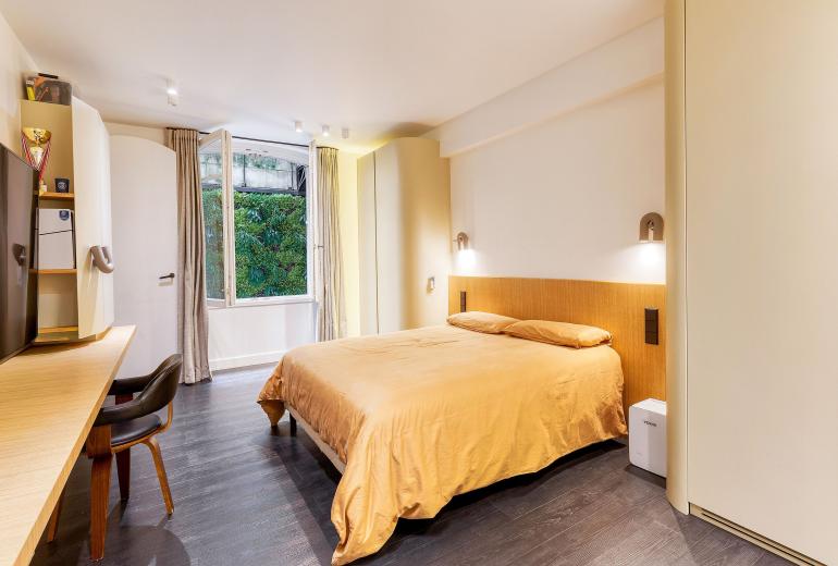 Par051 - Apartamento de luxo com jardim