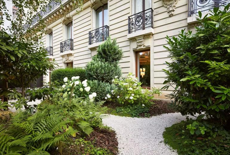 Par051 - Apartamento de lujo con jardín