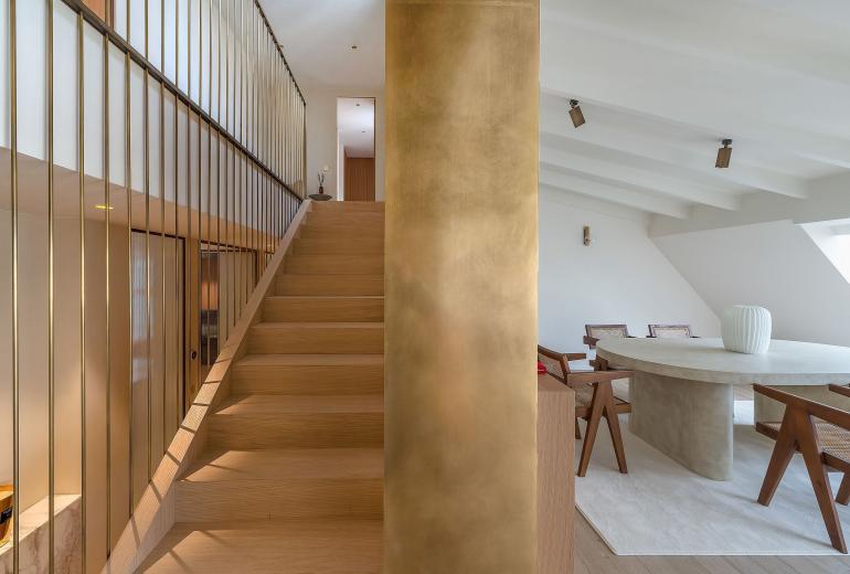 Par291 - Magnifique duplex dans le Triangle d'Or