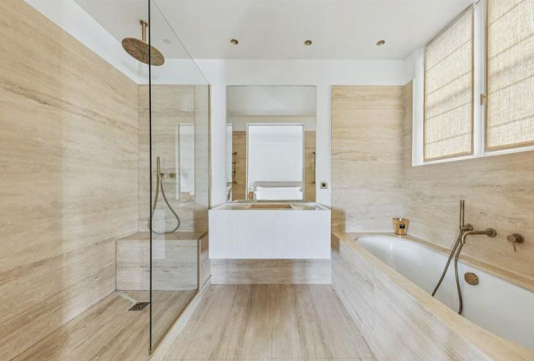 Par291 - Magnifique duplex dans le Triangle d'Or