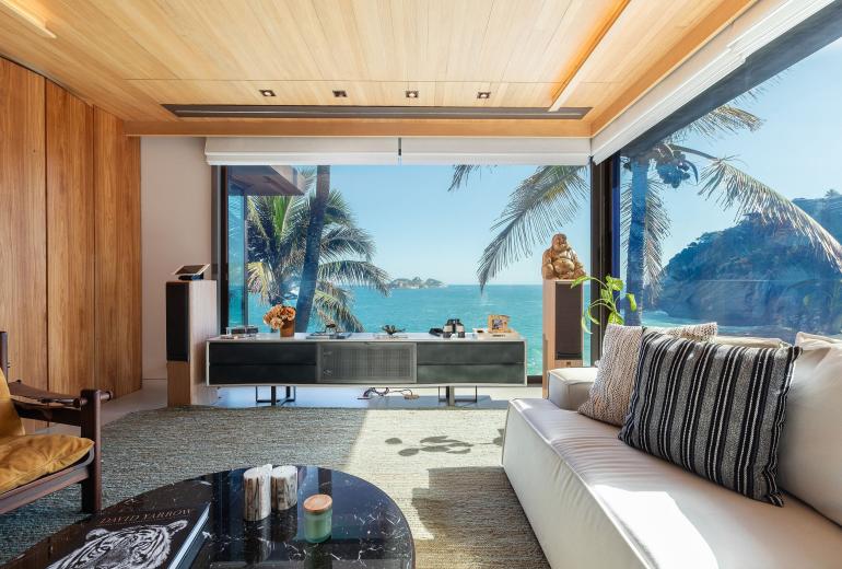 Rio025 - Villa d’exception en bord de mer à Joa