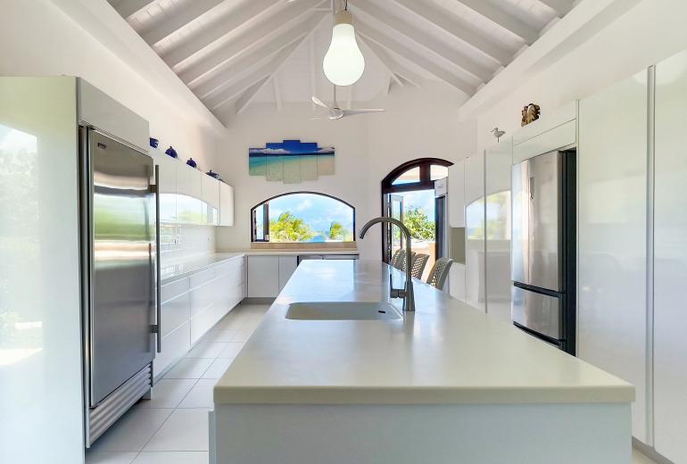 Aia004 – Elegant seafront villa in Little Harbour in Anguilla