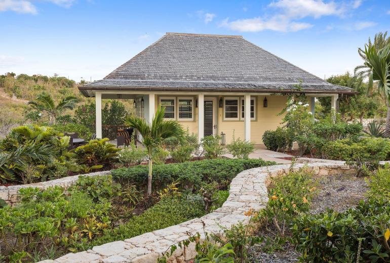 Aia012 – Villa privada moderna em Long Bay