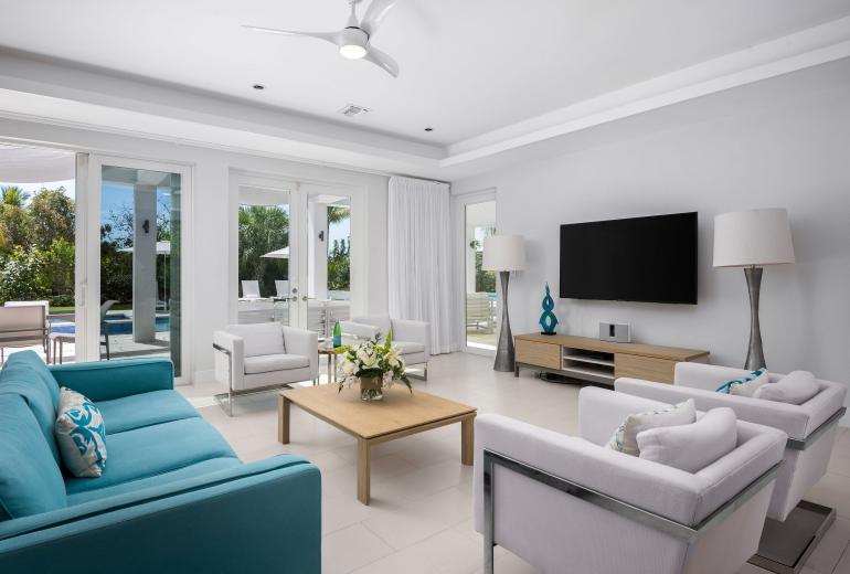 Tci014 – Villa contemporánea cerca de Grace Bay