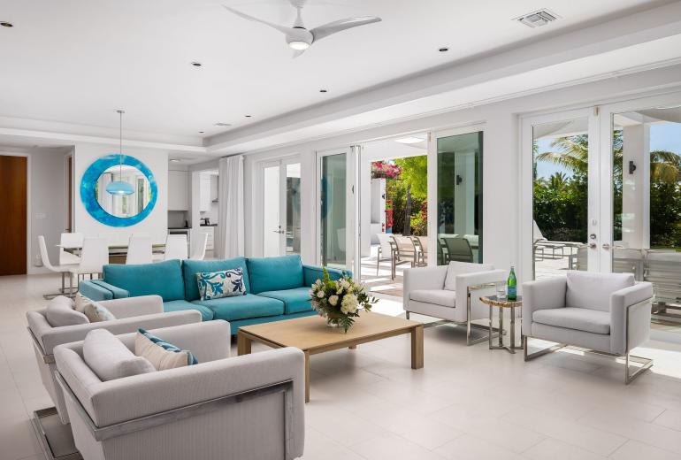 Tci014 – Villa contemporánea cerca de Grace Bay