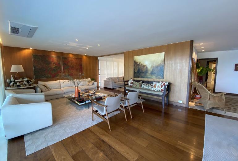 Rio557 - Wonderful renovated 4-bedroom apartment in Vieira Souto