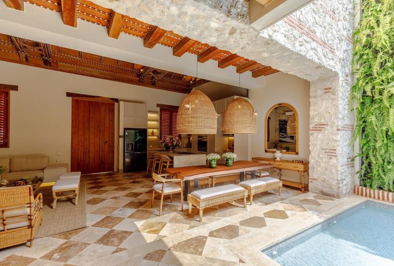 Car015 – Casa de lujo y estilo en Getsemani