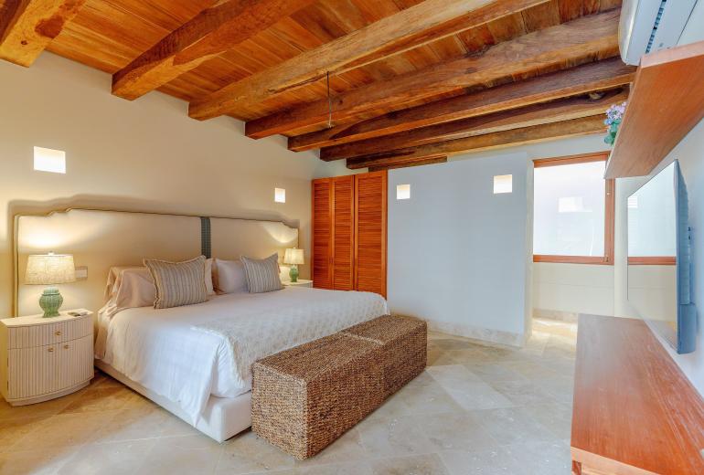 Car015 – Luxury stylish house in Getsemani