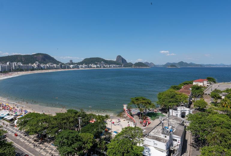 Rio037 - Cobertura de 3 quartos em Arpoador