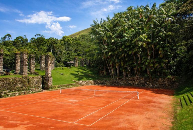 Ang054 - Santuario Privado en Porto Frade