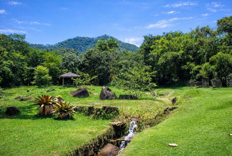 Ang054 - Santuario Privado en Porto Frade