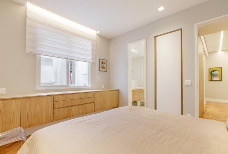 Rio268 - Charming apartment with lateral sea view – Leblon