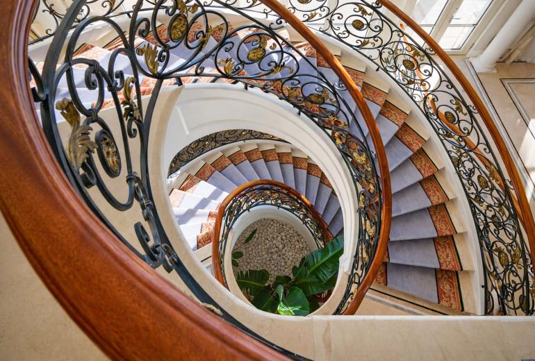 Azu058 - Sumptuous Belle Époque Palace in Cannes