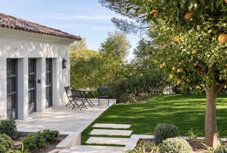 Azu058 - Sumptuous Belle Époque Palace in Cannes