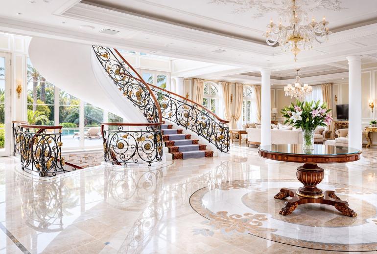 Azu058 - Sumptuous Belle Époque Palace in Cannes