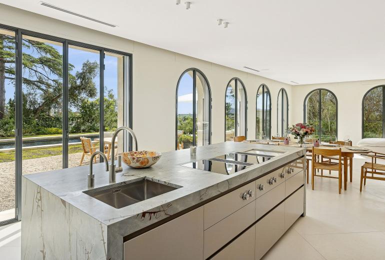 Azu089 - Neo-Provençal Villa with Panoramic Views
