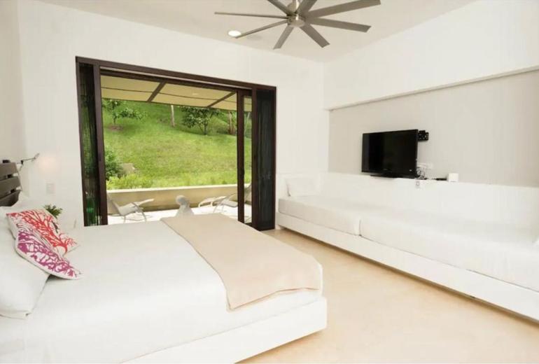 Anp083 – Contemporary villa with pool in Mesa de Yeguas