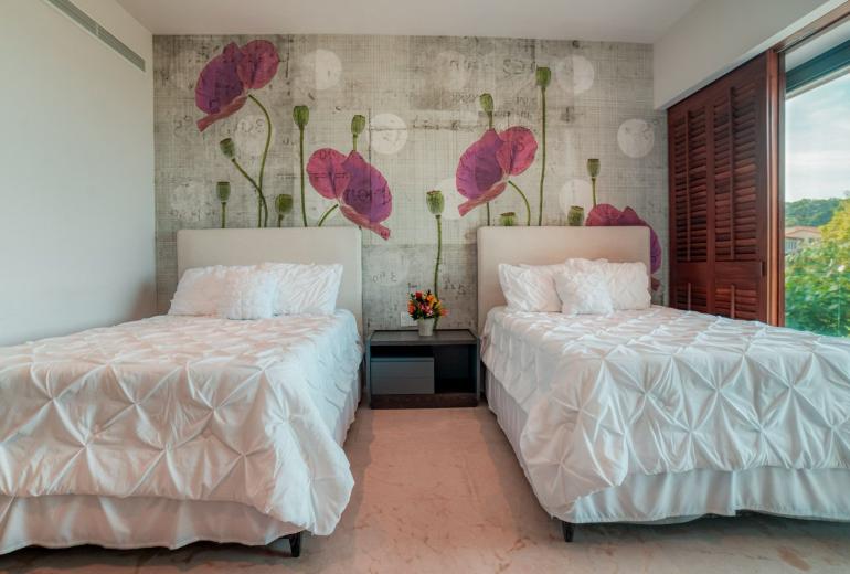 Ptm038 – Ocean-view villa in Iyari Estates, Punta Mita