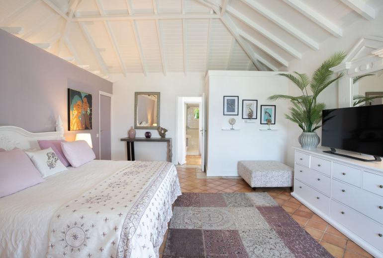 Sxm016 – Ocean-view estate with guest cottage in Anse Marcel