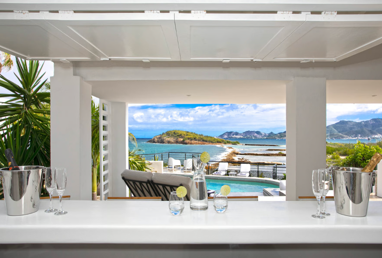 Sxm018 – Ocean-view villa on the cliffs of Terres Basses