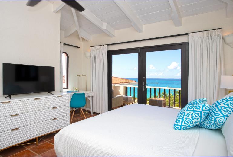Sxm020 – Beachfront villa with cottage in Baie Rouge