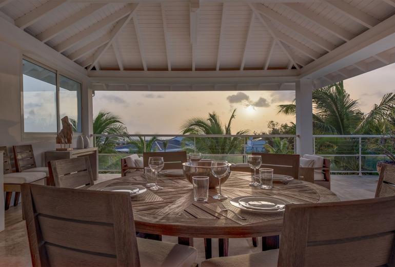 Sxm021 – Villa moderne avec vue mer à Terres Basses