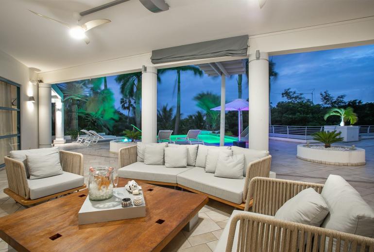 Sxm022 – Contemporary home with tennis court near Baie aux Prunes