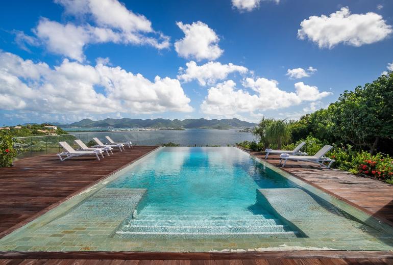 Sxm023 – Villa de style marocain avec vue sur Simpson Bay Lagoon