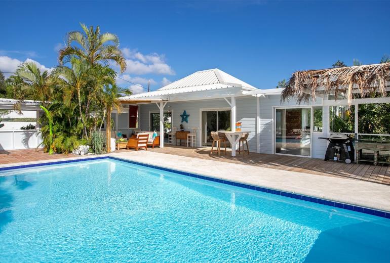Sxm024 – Casa na colina com vista para o mar em Terres Basses