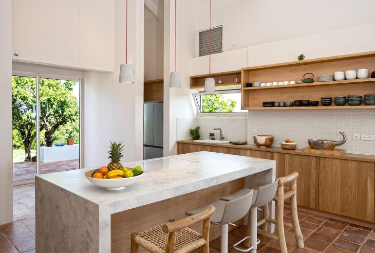 Sxm025 – Architectural home with lagoon views in Terres Basses