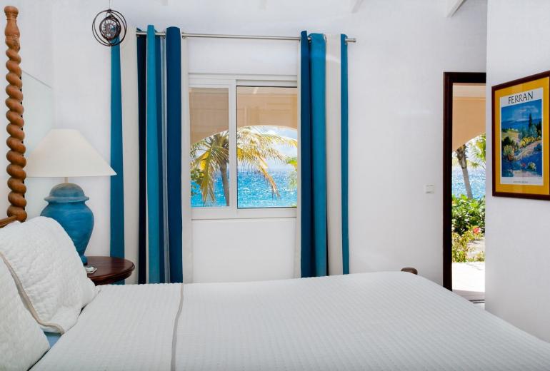 Sxm029 – Maison en bord de mer à Baie Longue, Terres Basses