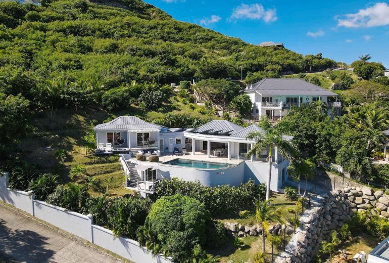 Sxm030 – Villa avec vue sur la mer et piscine à Mont Vernon