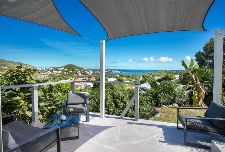 Sxm030 – Villa avec vue sur la mer et piscine à Mont Vernon